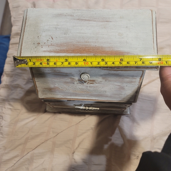 Rustic White Jewelry Box Set - Picture 4 of 12